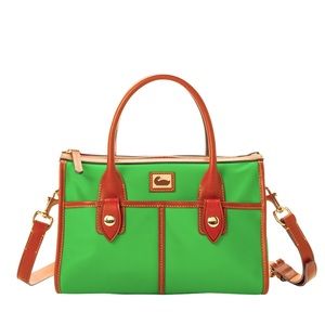 NWT Dooney & Bourke Wayfarer Satchel in Kelly Green (RARE)